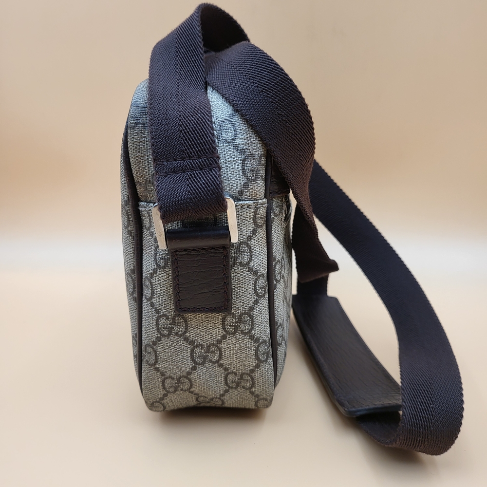 Gucci GG Supreme Camera Crossbody Shoulder Bag, Authentic w/COA.. - Picture 4 of 14